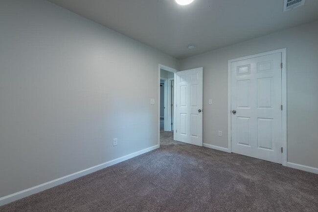 Building Photo - 5461 Brisbane Ct