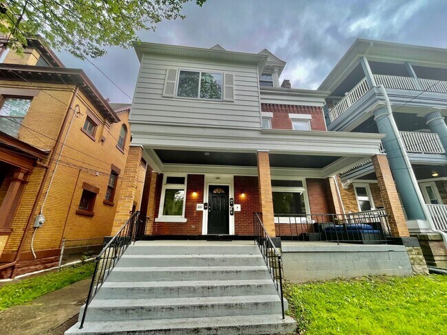 Building Photo - 201 Lincoln Avenue