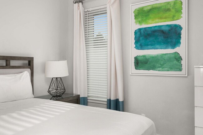 Building Photo - 301 Burma St