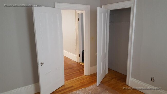 Building Photo - 16 Central Ave