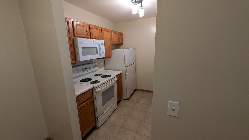 Building Photo - 430 Cunat Blvd.