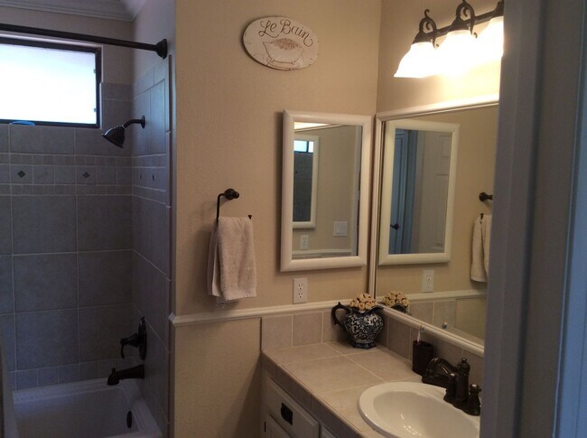 Building Photo - Stunning 2-story home offering 3 bedrooms, 2.5 bathrooms, with Pool