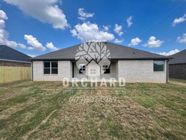 Building Photo - Tontitown- Single Family Home- Beautiful Wellington Plan- 9 Month Lease