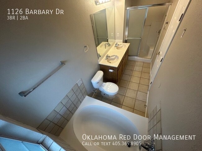 Building Photo - 1126 Barbary Dr