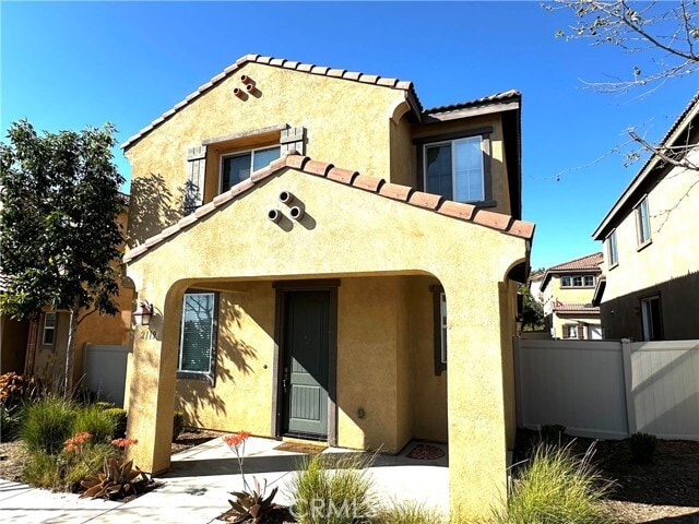 Building Photo - 2119 Lavender Ln