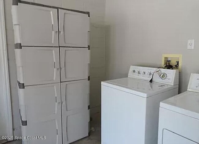 Building Photo - 1751 Bobtail Dr