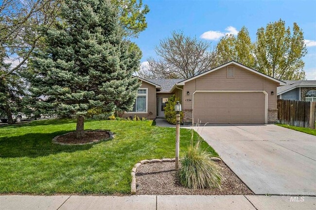 Primary Photo - Immaculate Single-Level Home
