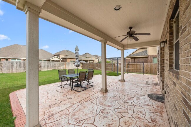 Building Photo - 17414 Aldenwilds Ln