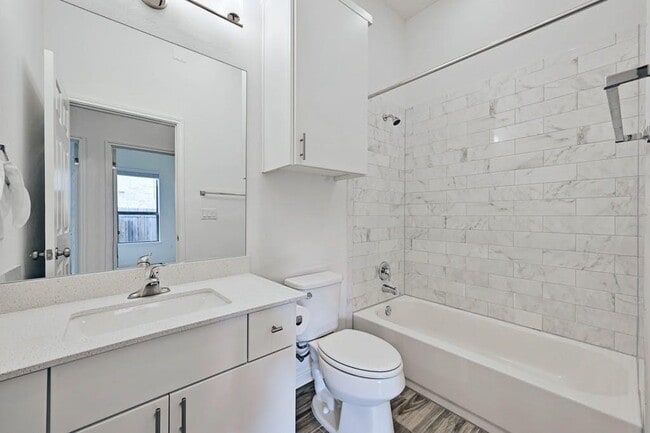 Building Photo - 6725 Denia Dr