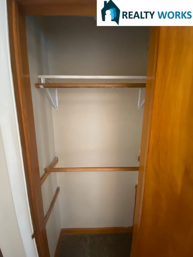 Building Photo - Great 3 bedroom home available in north Lincoln.