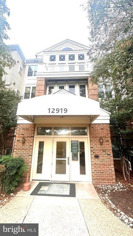 Building Photo - 12919 Alton Square