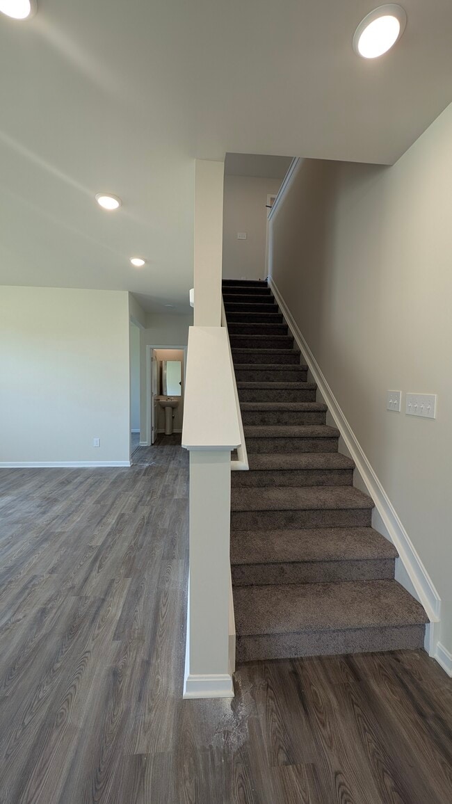 Building Photo - 2112 Aiken Back Ln