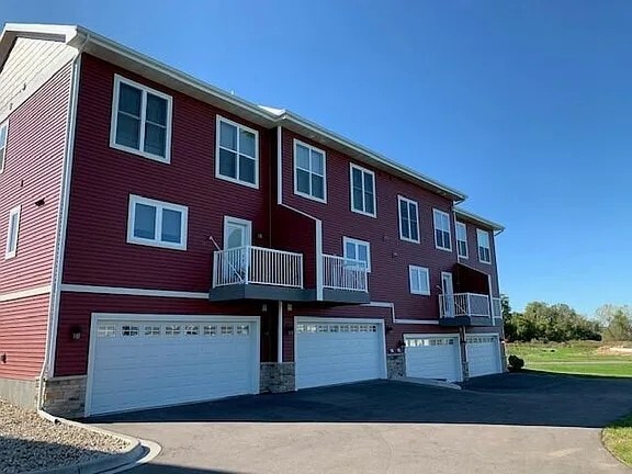 Building Photo - 4362 Eagle Ridge Ln