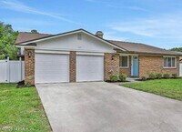 Building Photo - 1527 Monument Rd