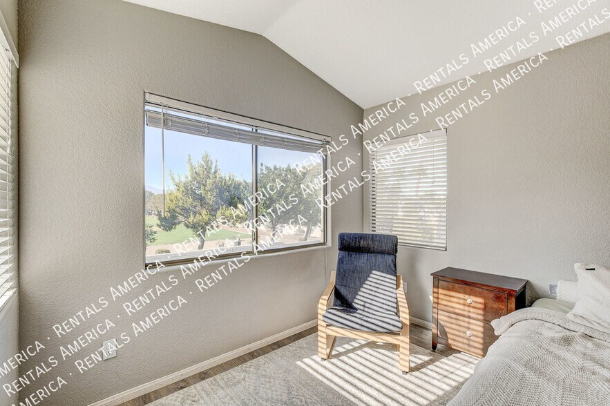 Building Photo - 9112 Watermelon Seed Ave