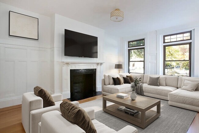 Primary Photo - 1805 Beacon St