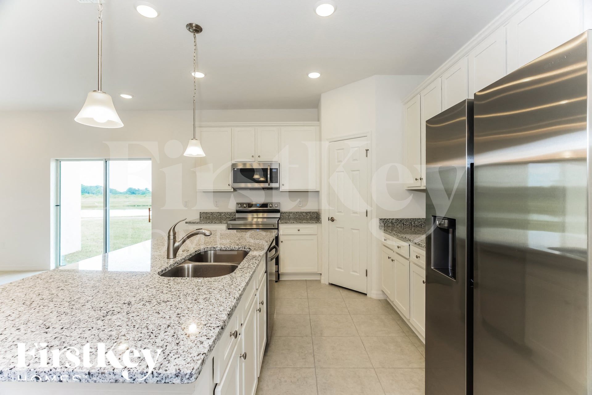 Building Photo - 1606 Isleta Lp