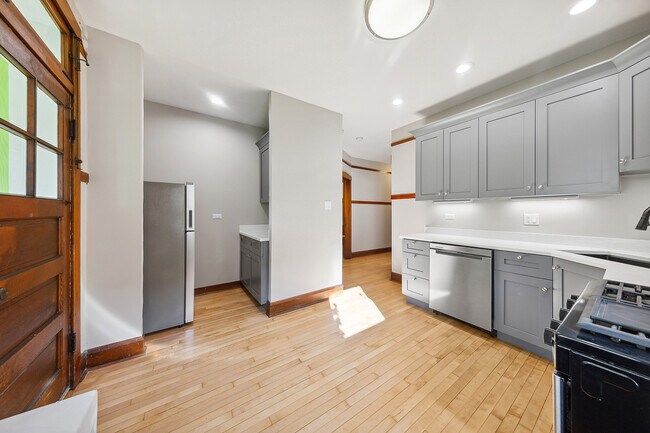 New 2022 Kitchen - 3830 N Kimball Ave