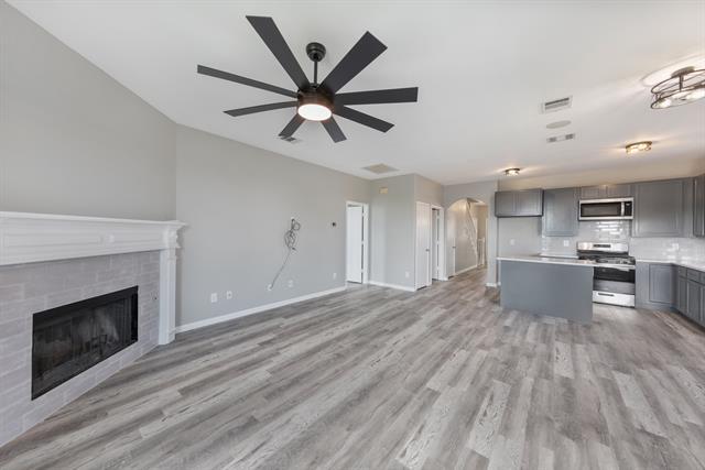 Building Photo - 407 Dartmoor Dr