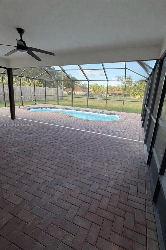 Building Photo - 1696 CR 607