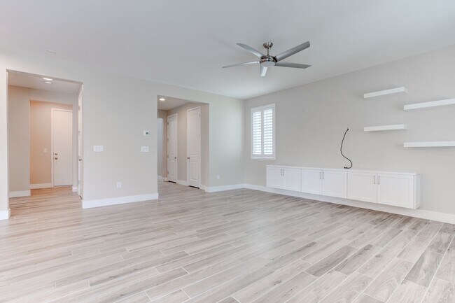 Building Photo - 9020 Nopah Peak Ct