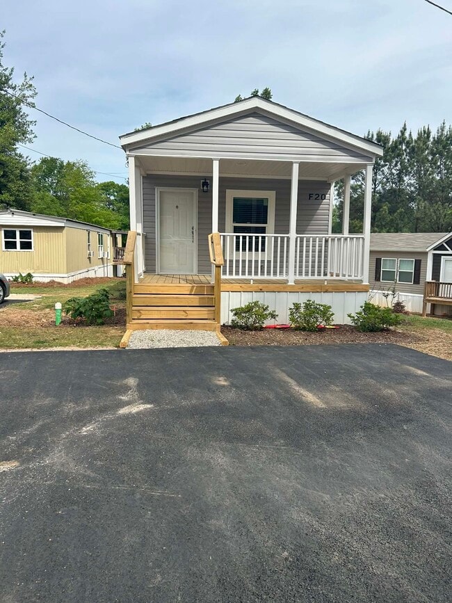 Building Photo - 1465 Hwy 29