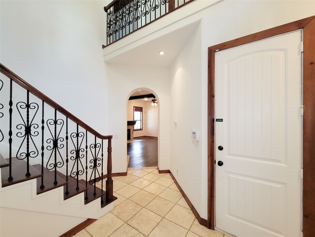 Building Photo - 1801 W 24th St