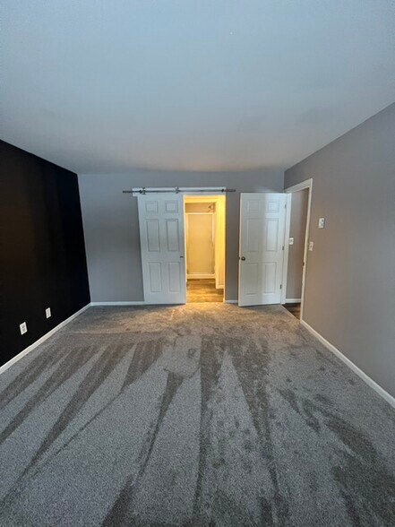 Primary Bedroom Suite - 642 Dundee Ln