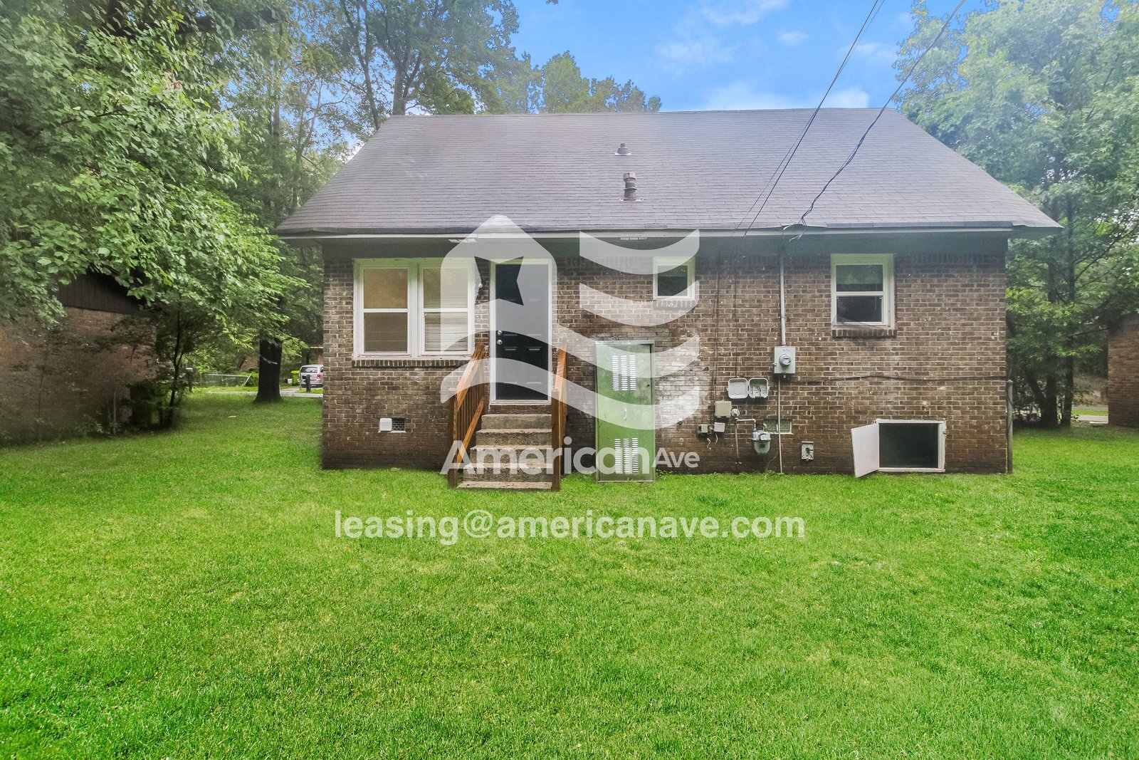 Building Photo - 212 Woodcrest Dr