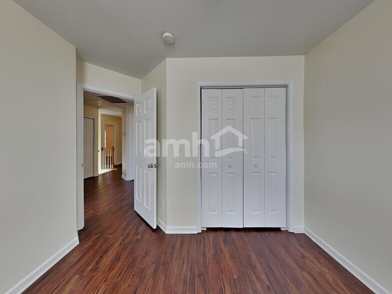 Building Photo - 1710 Beeson Park Ln