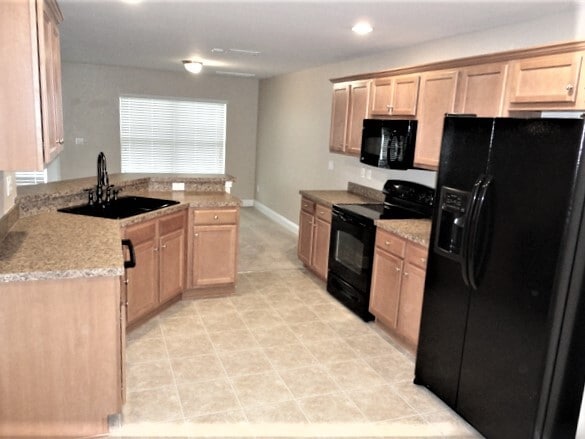 Building Photo - 11122 Goldenrod Fern Drive