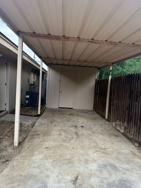 Building Photo - 7748 Sable Ln