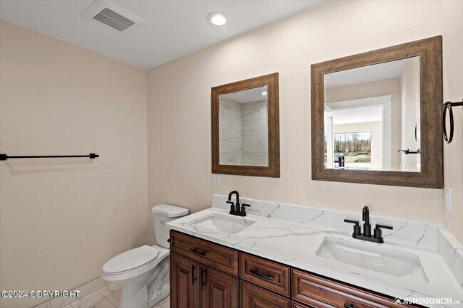 Building Photo - Stunning, brand new construction property with unparalleled views