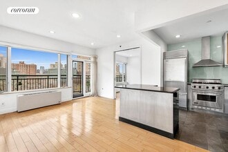 Building Photo - 189 Bridge St