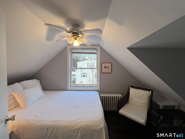 Building Photo - 58 Annawon Ave