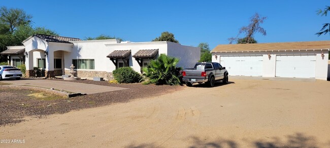 Building Photo - 12210 N 67th St