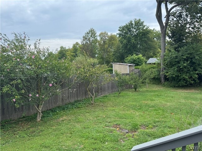 Building Photo - 7878 Sagamore Dr N