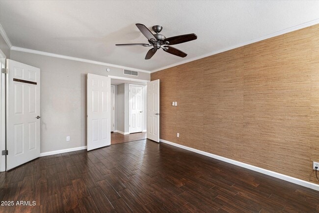 Building Photo - 6822 E Kelton Ln