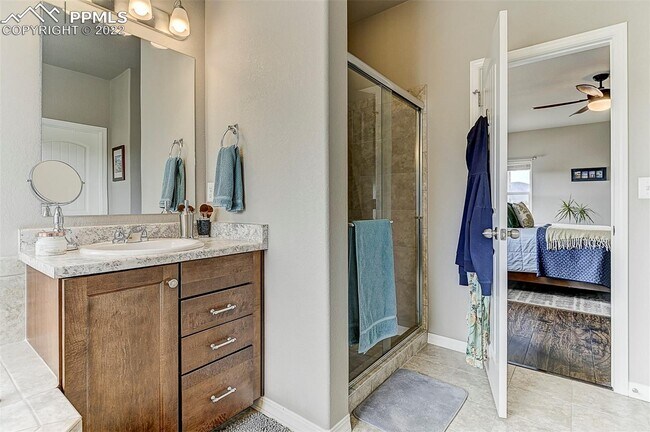 Building Photo - 5 BED, 3 BATH, 3 CAR!! Amazing location in Monument, INCREDIBLE views!