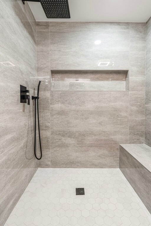 Building Photo - 7 Old North Rd