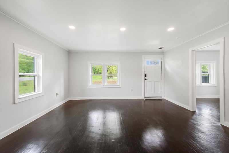 Building Photo - 6 Triple Oak Ln