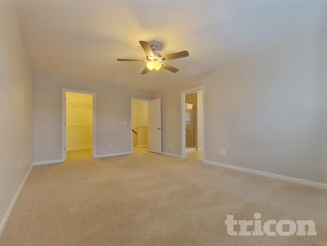 Building Photo - 318 Lanyard Ln