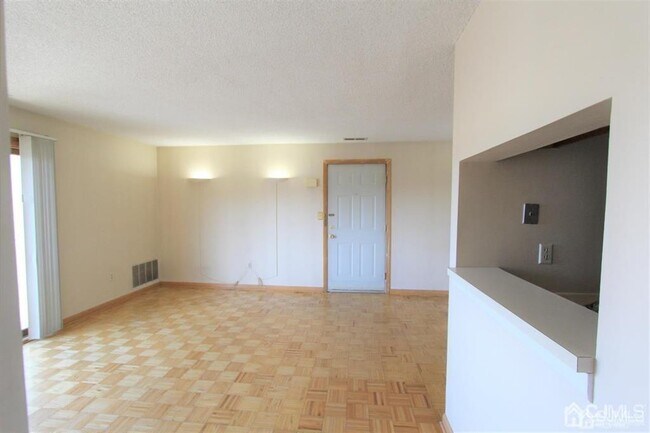 Building Photo - 4812 Ravens Crest Dr