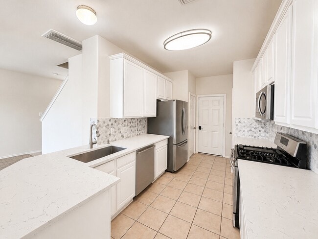 Building Photo - 11850 Ramla Place Trail