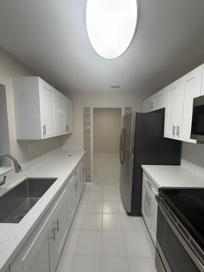 Building Photo - 3391 NW 18th Pl