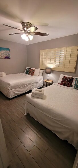 Building Photo - 8220 E Northland Dr