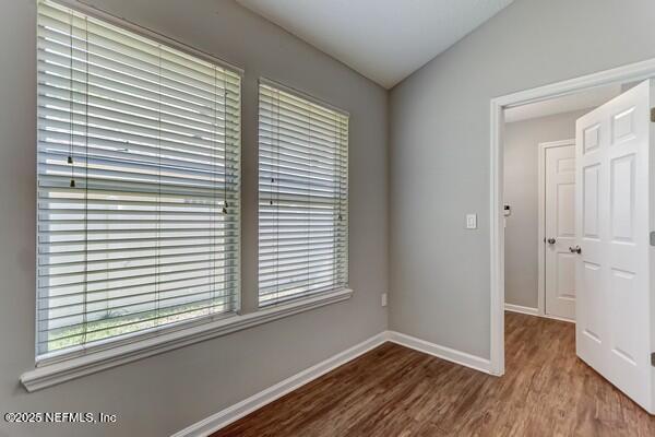 Building Photo - 1704 Dartmoor Ln