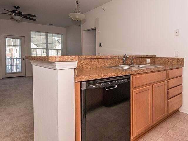 Building Photo - 856 W Summerfield Glen Cir