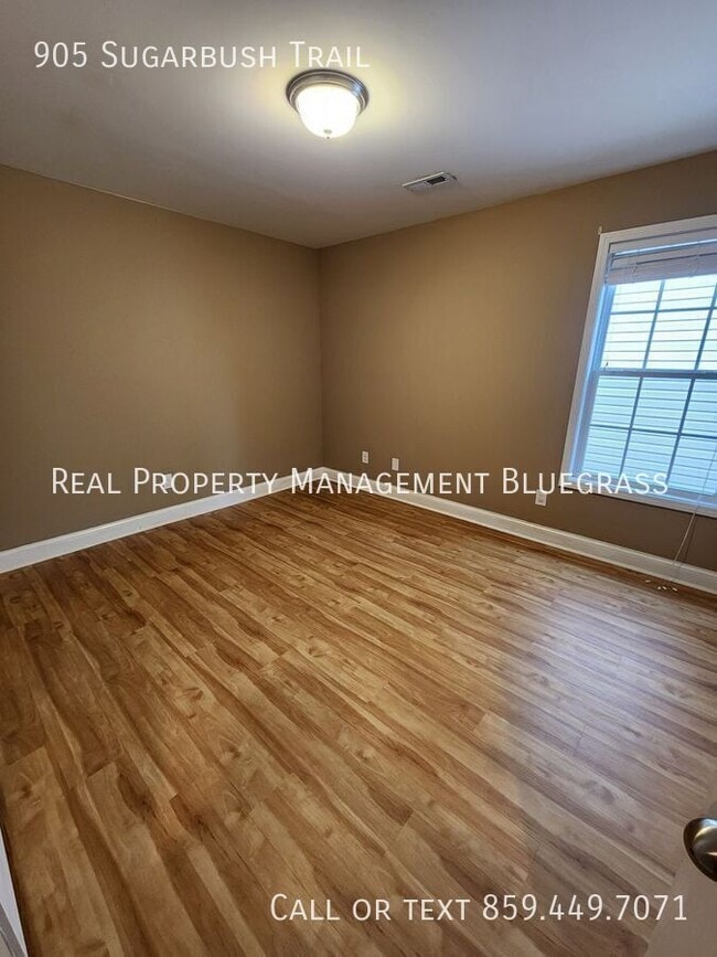 Building Photo - 905 Sugarbush Trail