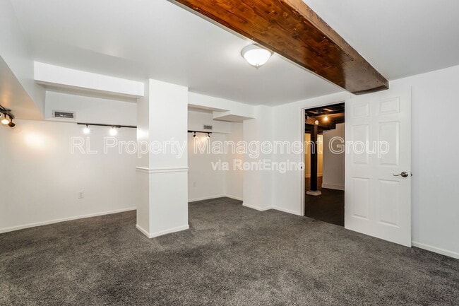 Building Photo - 56 E Coshocton St